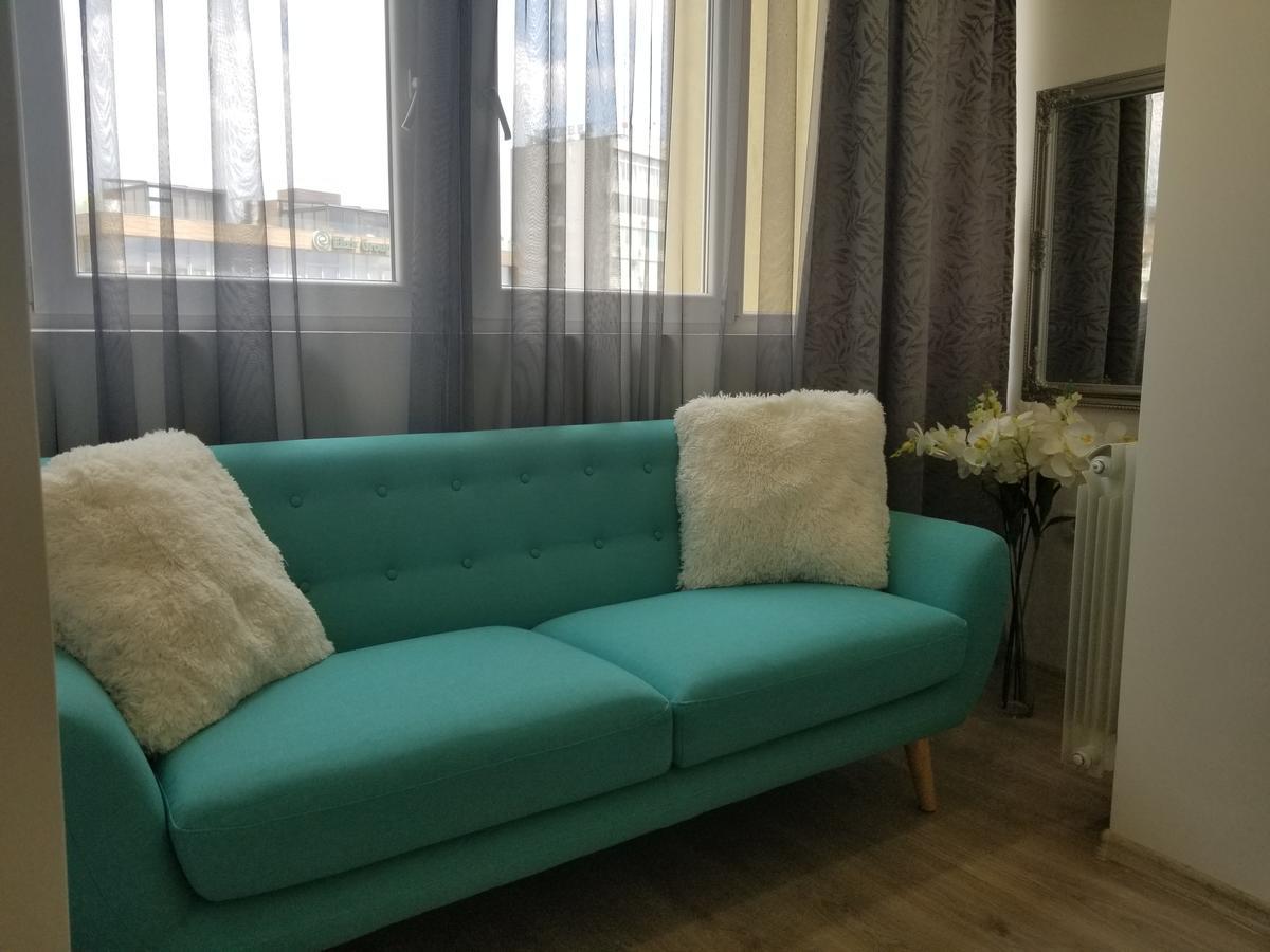 Studio Angel Stan Na Dan Novi Sad Exterior foto